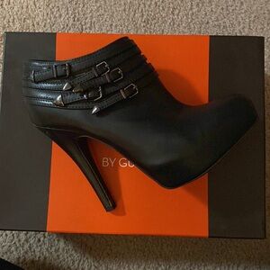 Black Leather Stiletto Heel Ankle Booties Size 7M